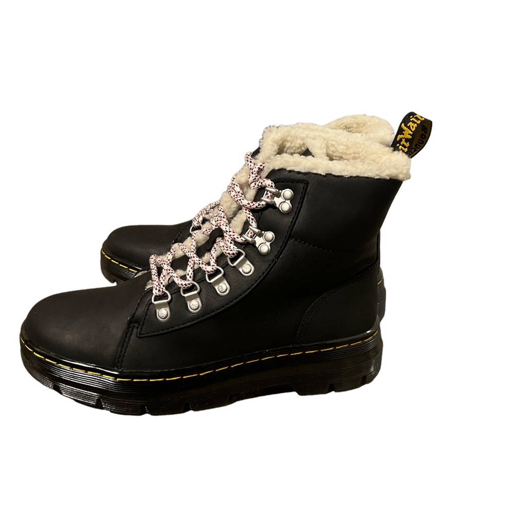 NWB Dr. Martens Women’s Wyoming Black Winter Boot Sz 8 - Picture 3 of 5